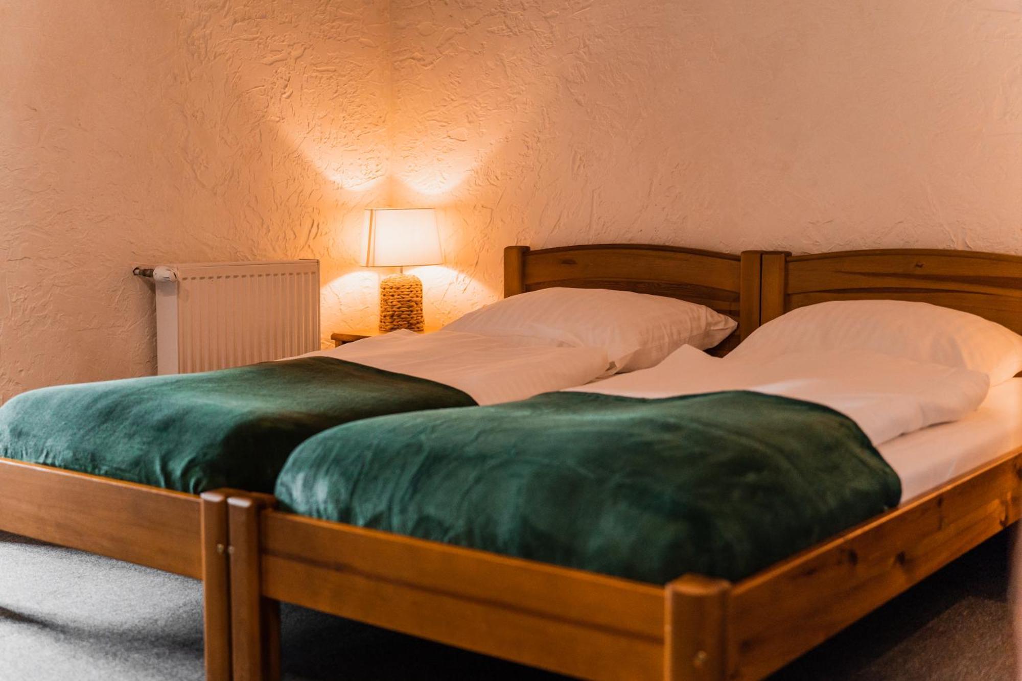 Karczma Zacisze Bed & Breakfast Krutyn Exterior photo