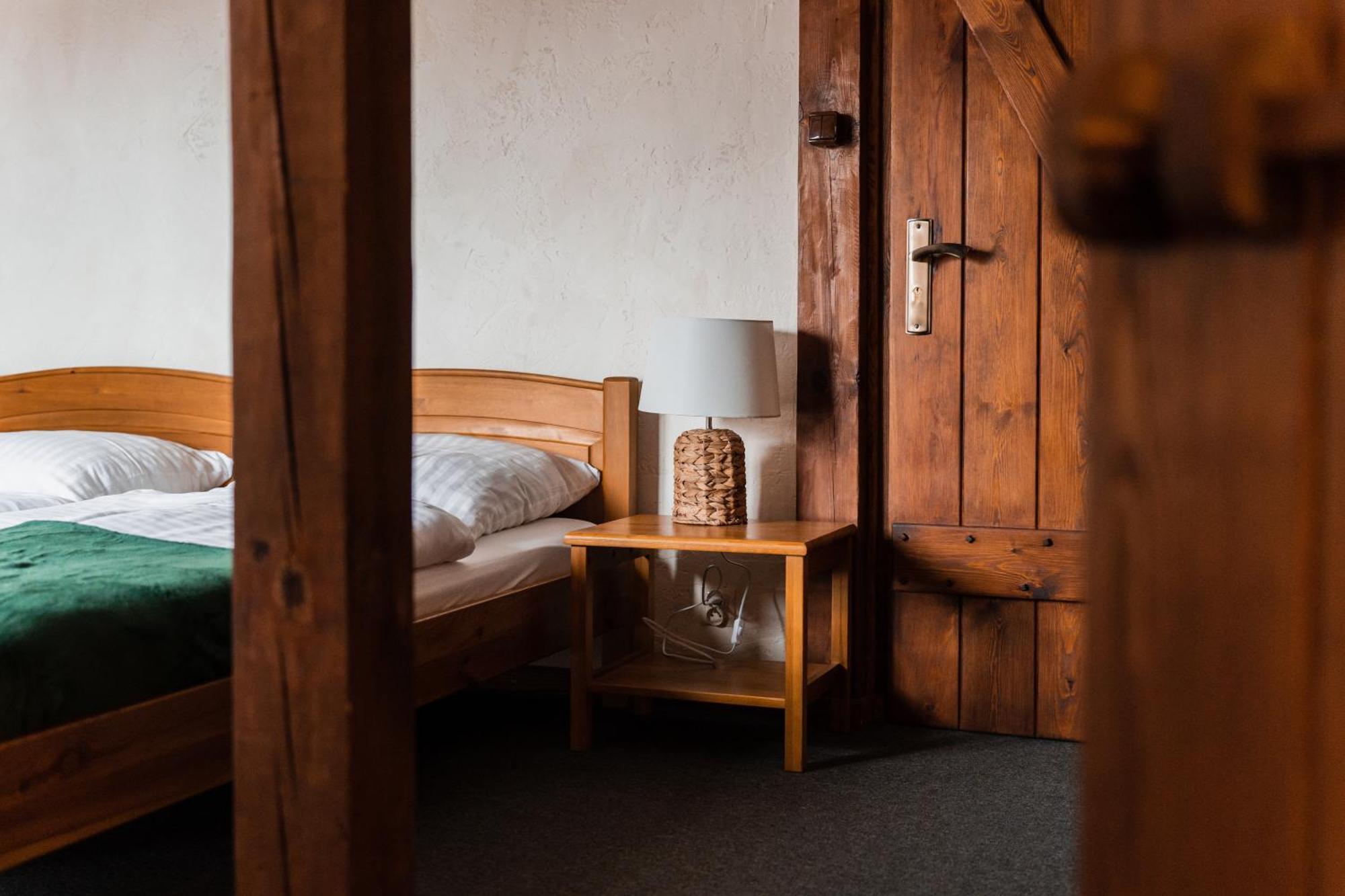 Karczma Zacisze Bed & Breakfast Krutyn Exterior photo